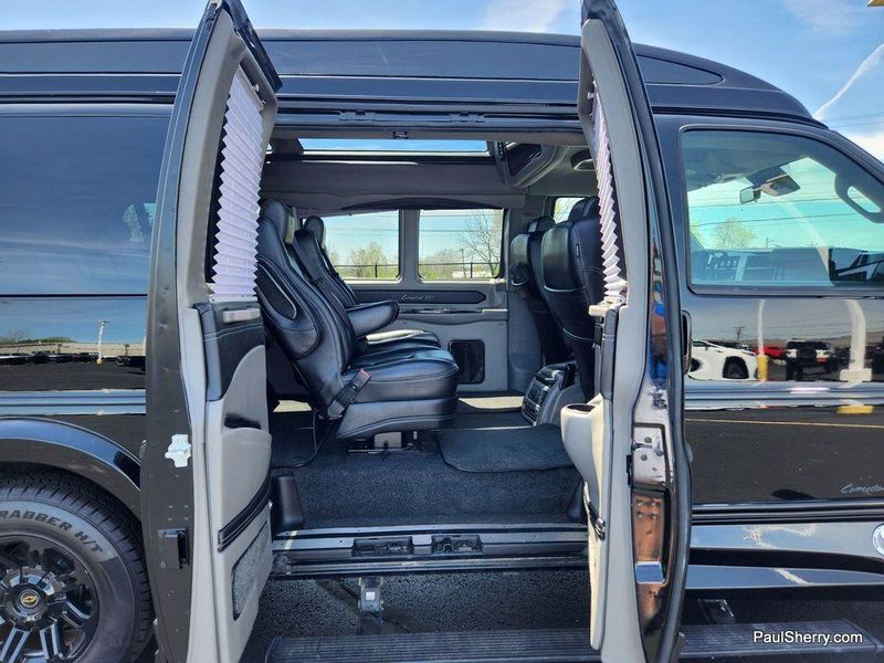 2019 Chevrolet Express 2500 Image 43
