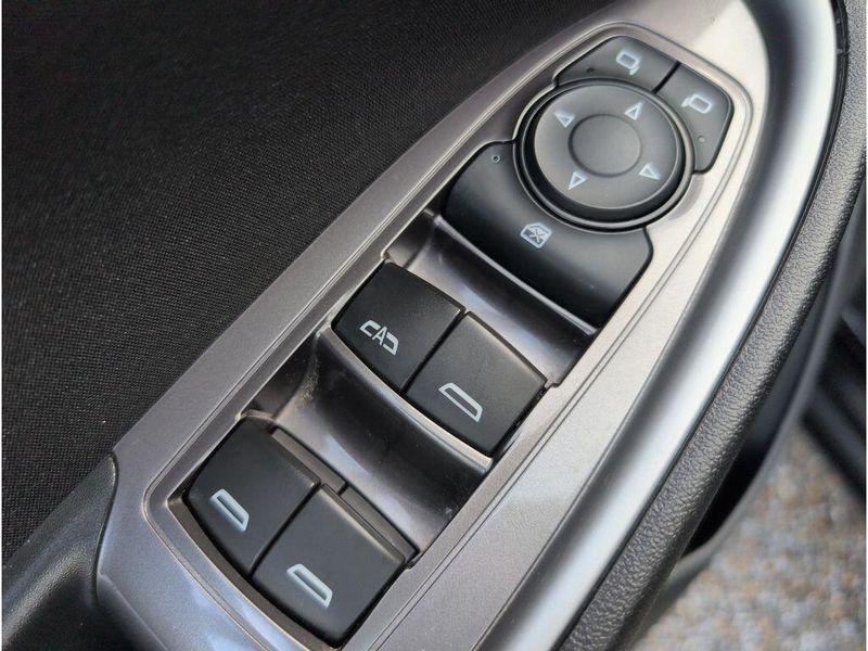 Used 2024 Chevrolet Malibu LTImage 12