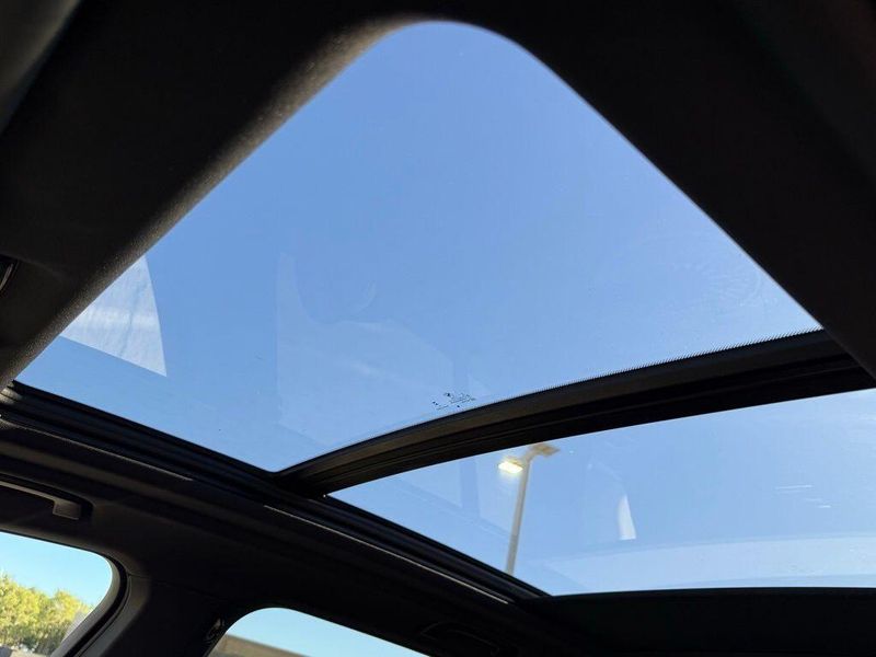 Used 2025 BMW X5 M60iImage 23