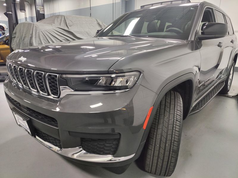 2024 Jeep Grand Cherokee L Laredo X 4x4 w/Sunroof/Lux TechImage 9