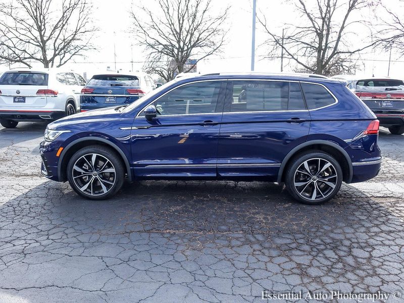 2022 Volkswagen Tiguan SEL Premium R-Line photo 4
