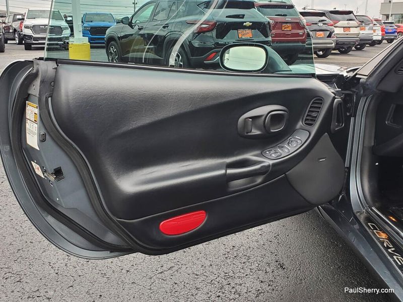 Used 2004 Chevrolet Corvette 