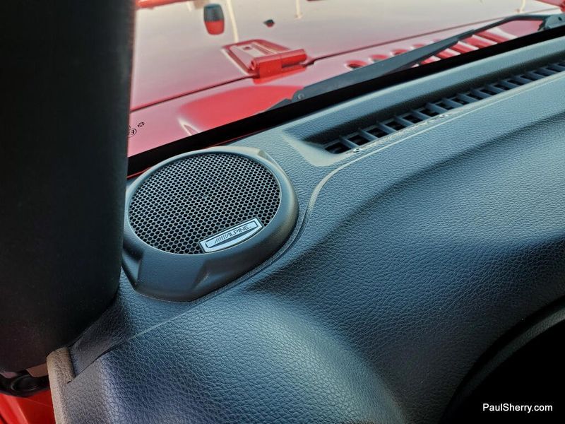 Used 2016 Jeep Wrangler Unlimited Sahara