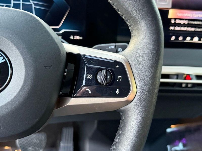 Used 2026 BMW iX xDrive45Image 27