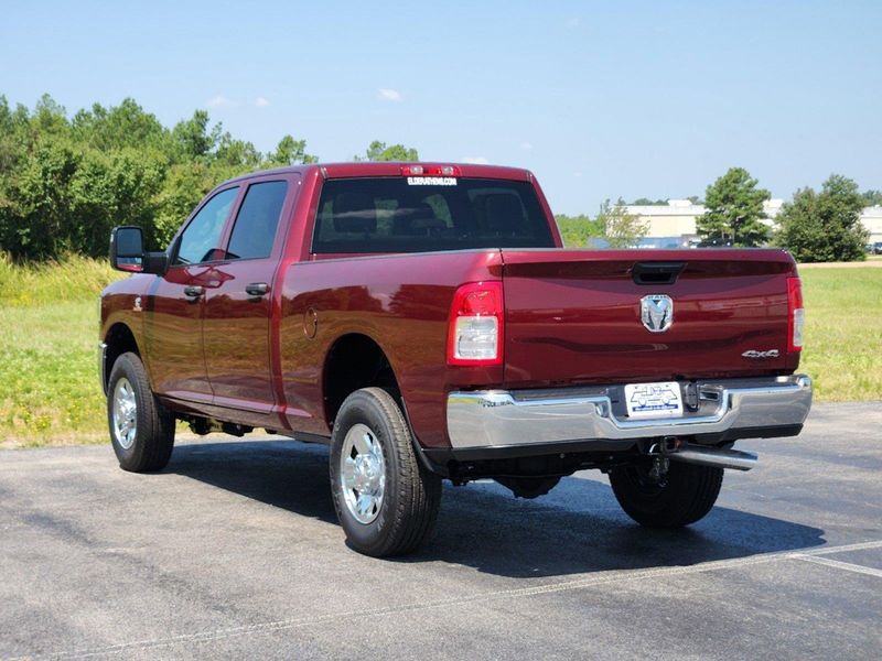 2024 RAM 2500 Tradesman Crew Cab 4x4 6