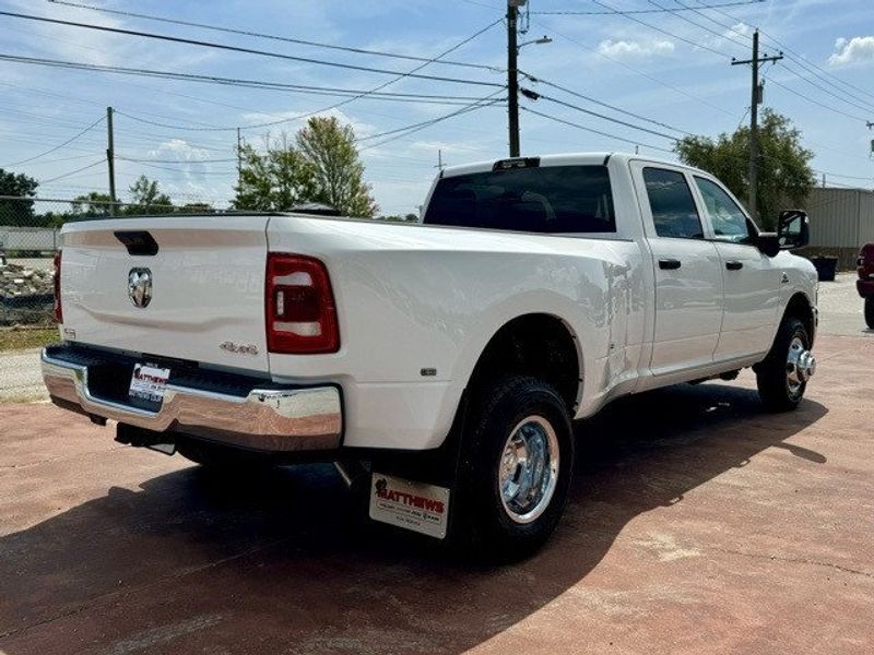 2024 RAM 3500 Tradesman Crew Cab 4x4 8