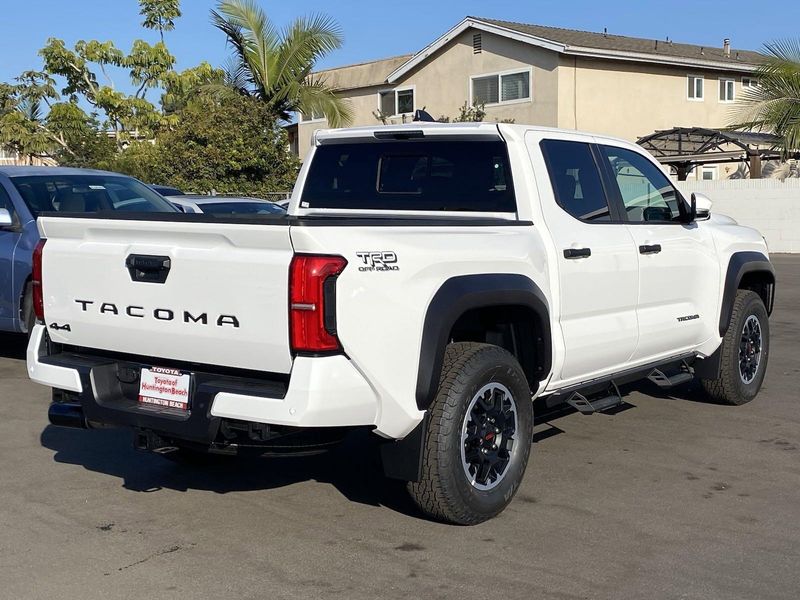 2024 Toyota Tacoma TRD Off RoadImage 3