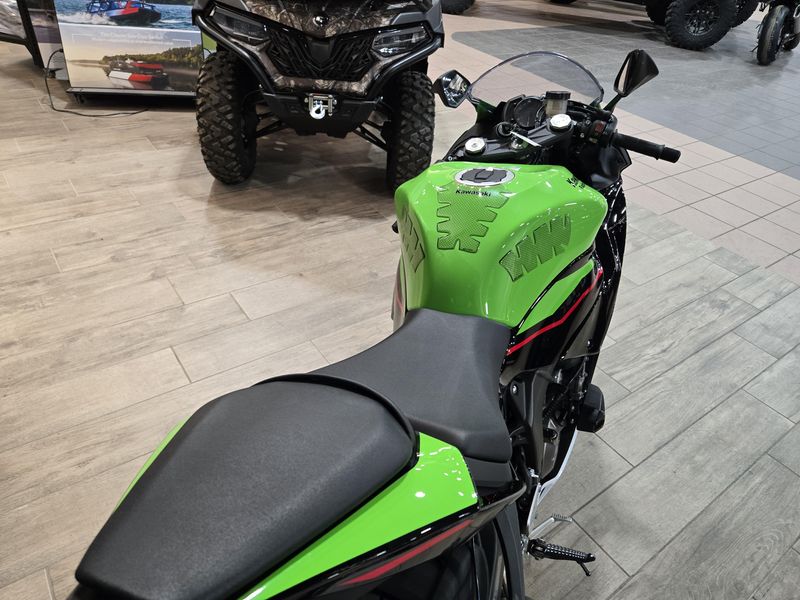 2021 Kawasaki NINJA ZX 6R Image 18