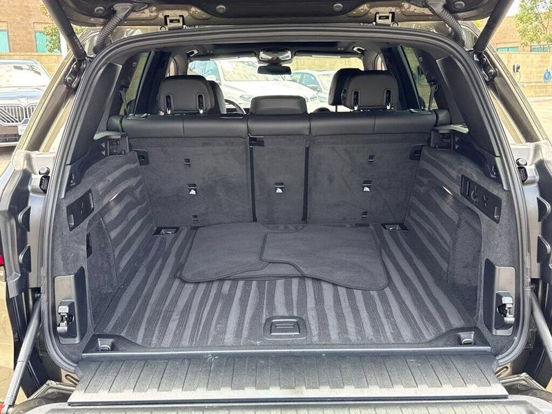 Used 2026 BMW X5 sDrive40iImage 16