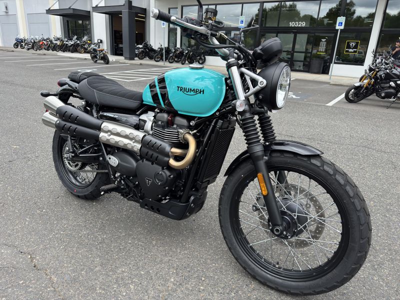 2025 Triumph Scrambler 900 - KINGFISHER BLUE 