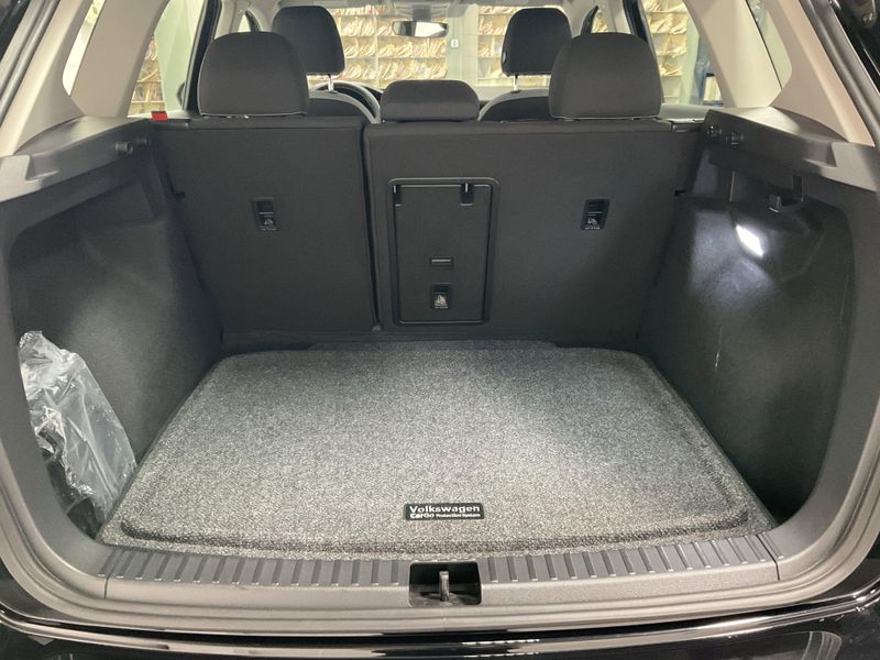 Used 2024 Volkswagen Taos SImage 16