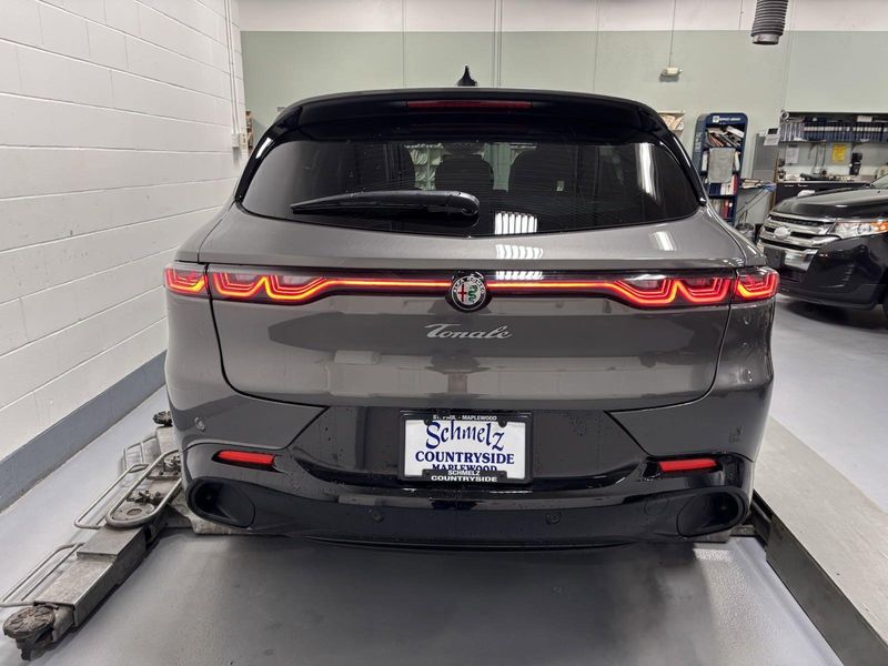 New 2025 Alfa Romeo Tonale AwdImage 23