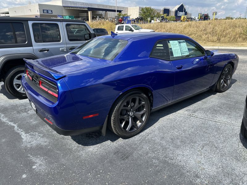 2018 Dodge Challenger SXT Plus photo 7