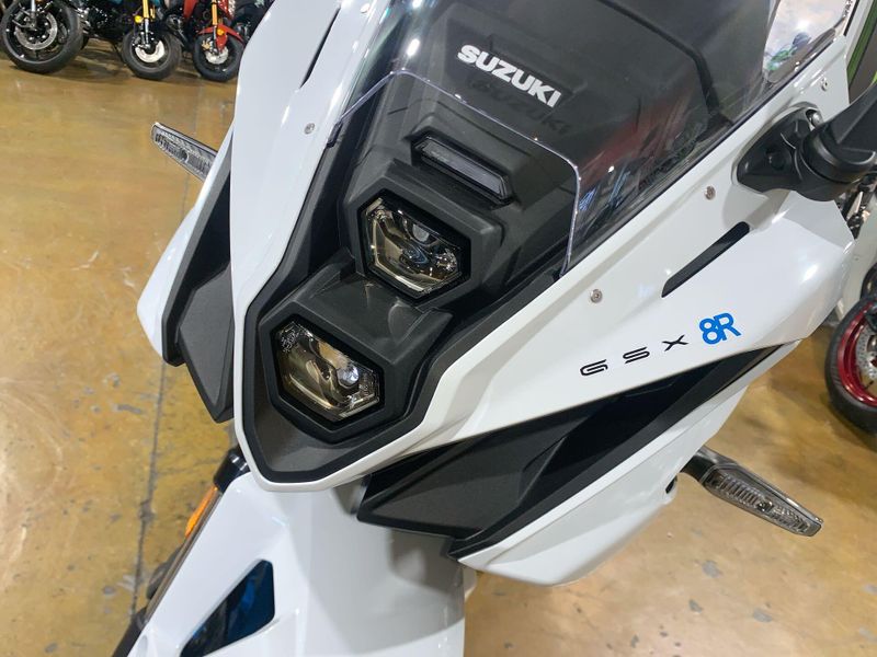 New 2026 Suzuki GSX-8R Image 24