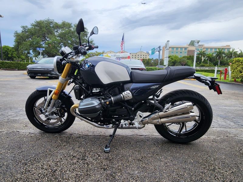 2026 BMW R 12 nineTImage 1