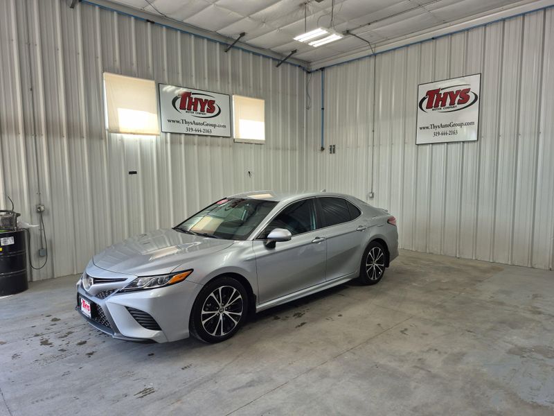 2019 Toyota Camry SEImage 21