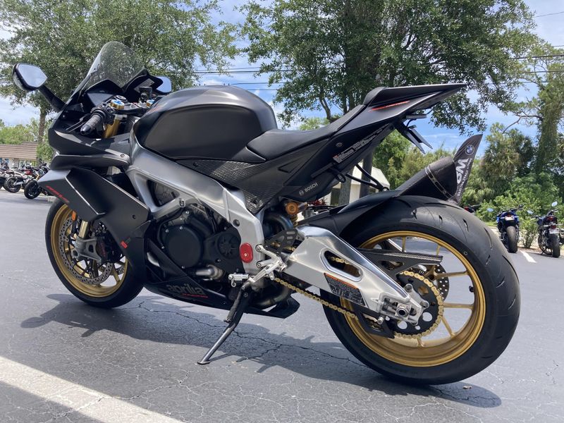 2019 Aprilia RSV4 1100 Factory 