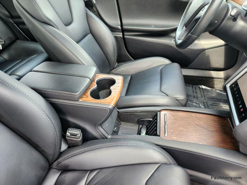 2019 Tesla Model S 75DImage 32