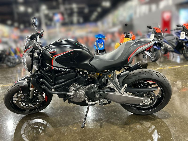 2020 Ducati MONSTER STEALTH 821 Image 16