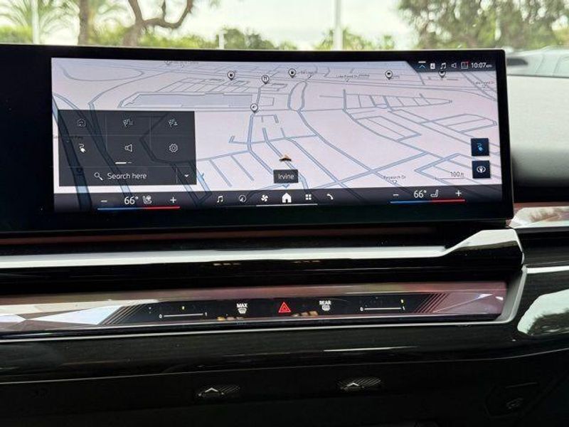 Used 2025 BMW i5 xDrive40Image 28