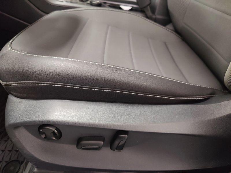 Used 2024 Volkswagen Taos SE 4-Motion AWDImage 13