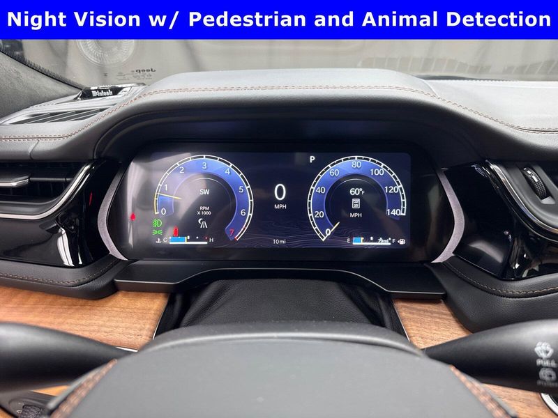 2025 Jeep Grand Cherokee Summit Reserve 4x4Image 11
