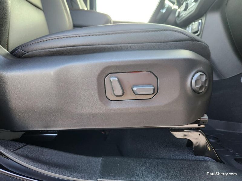 New 2026 Jeep Wrangler 4-door Sahara