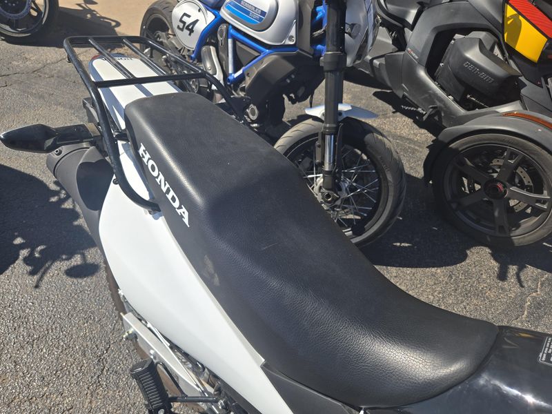USED 2024 HONDA XR150L Image 9