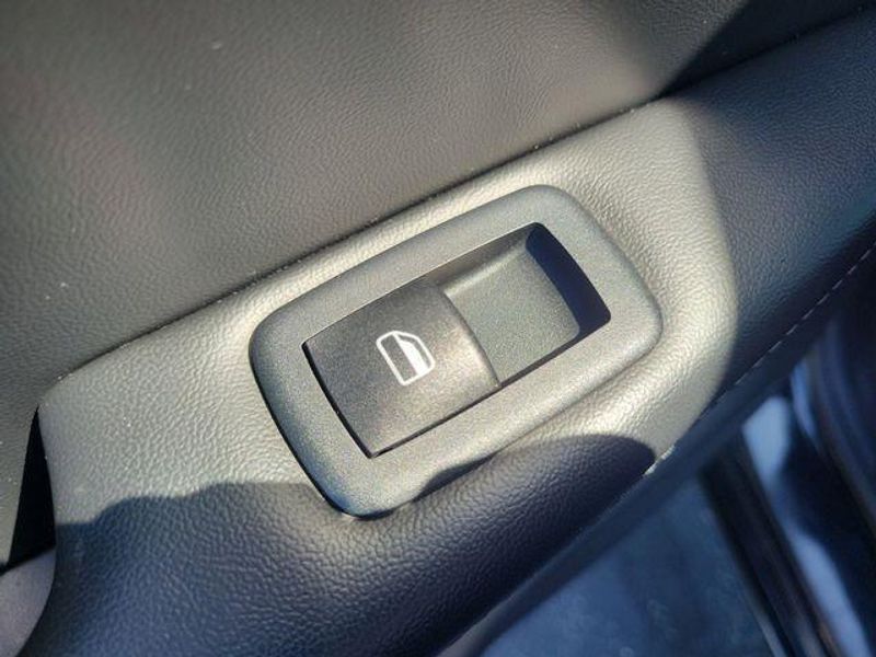 Used 2019 Jeep Grand Cherokee Altitude