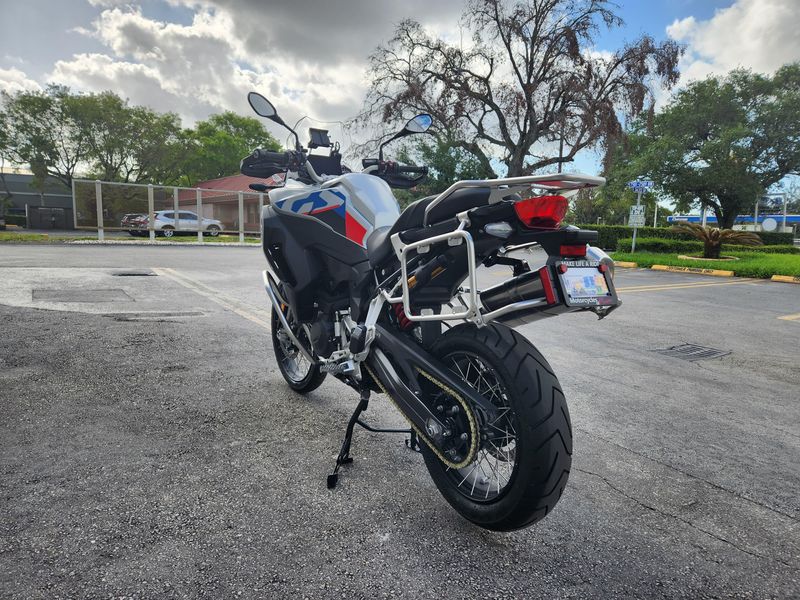 2024 BMW F900GSADVENTURE Image 7