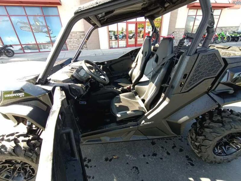 New 2025 Can-Am COMMANDER XT 60 700 