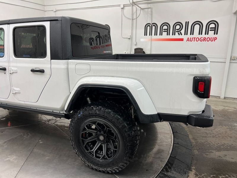 2022 Jeep Gladiator Sport S 4x4Image 13