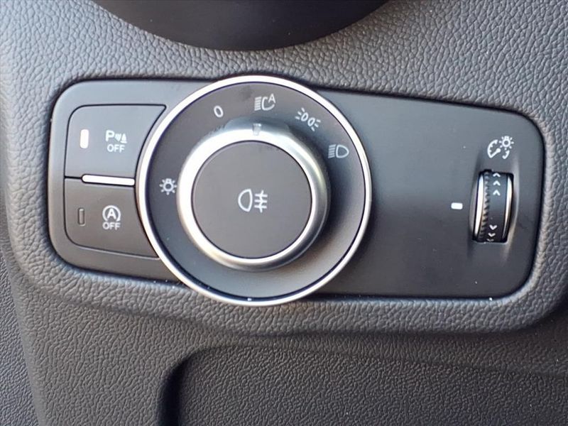 New 2025 Alfa Romeo Stelvio AwdImage 18