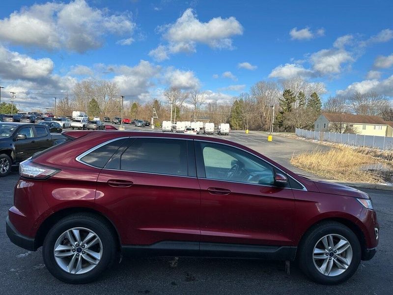2018 Ford Edge SELImage 12