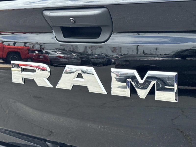 New 2026 RAM 1500 Tradesman Crew Cab 4x4 5'7' Box