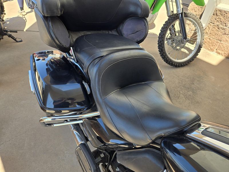 USED 2018 HARLEY ELECTRA GLIDE ULTRA CLASSIC Image 17