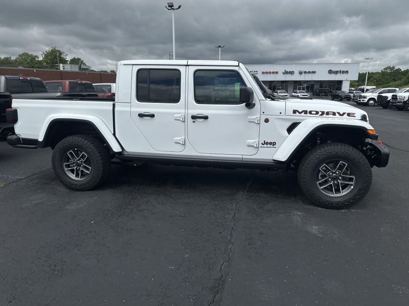 2025 Jeep Gladiator Mojave X 4x4Image 6
