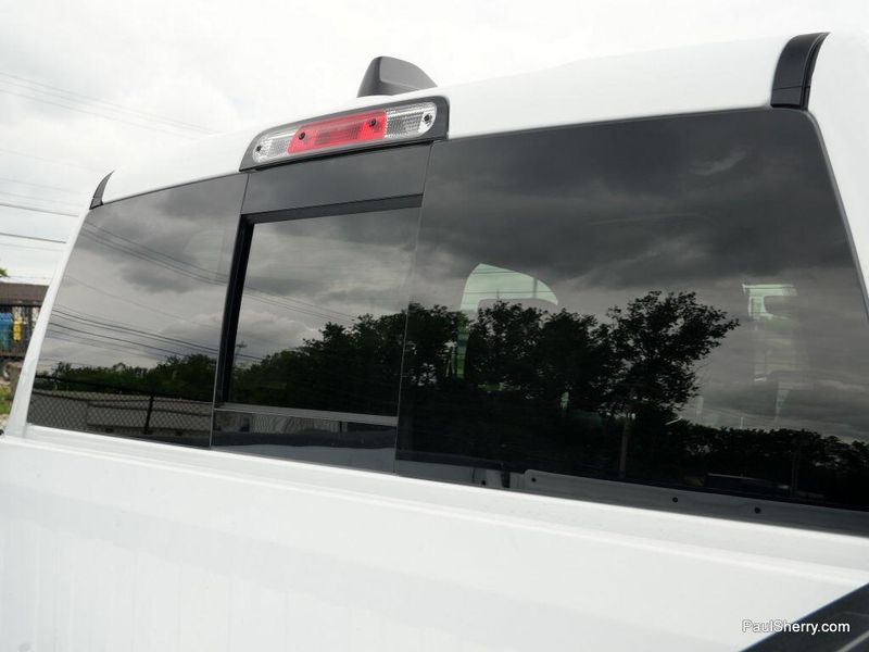 2025 RAM 1500 Laramie Crew Cab 4x4 5