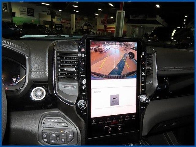 2025 RAM 1500 RebelImage 17