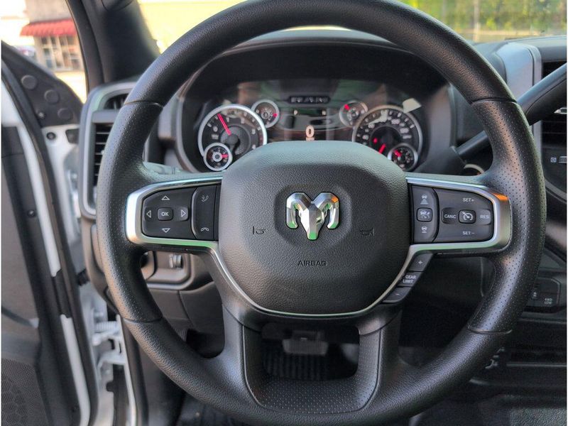 New 2026 RAM 3500 Tradesman Crew Cab Chassis 4x4 60