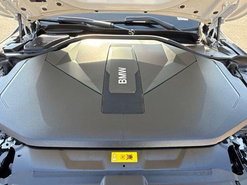 Used 2025 BMW i5 xDrive40Image 31