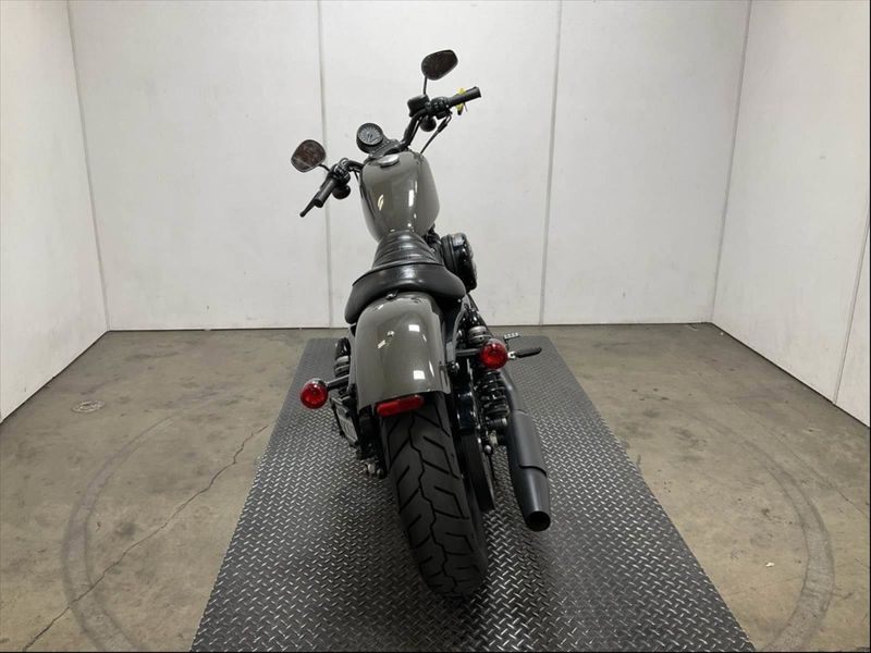 2019 Harley-Davidson Sportster in a INDUSTRIAL GRAY exterior color. BMW Motorcycles of Temecula – Southern California (951) 506-6903 bmwmotorcyclesoftemecula.com 