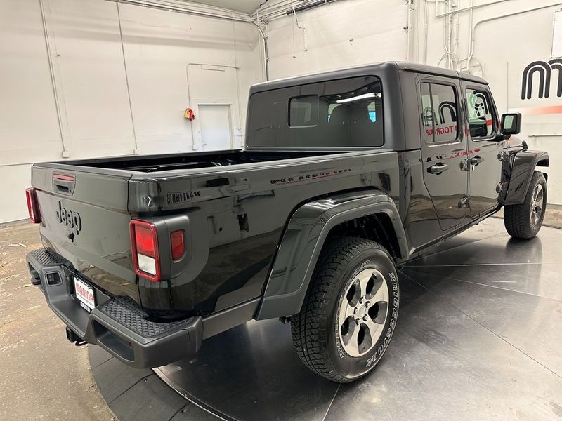 2021 Jeep Gladiator SportImage 15