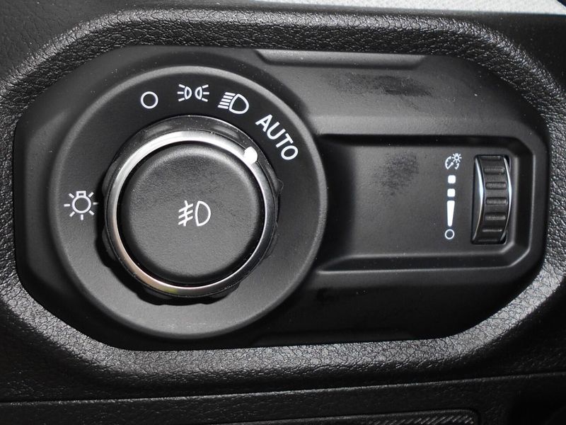 New 2025 Jeep Wrangler 4-door Sport SImage 14