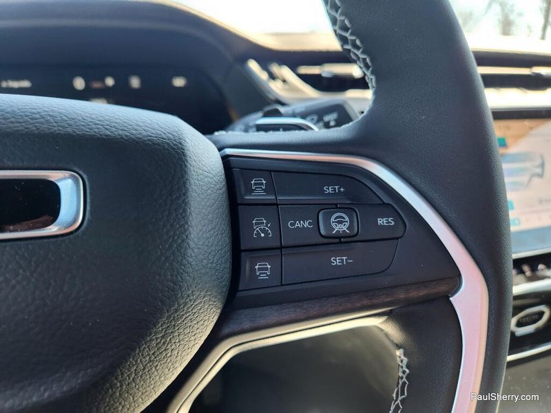 New 2026 Jeep Grand Cherokee L Limited 4x4