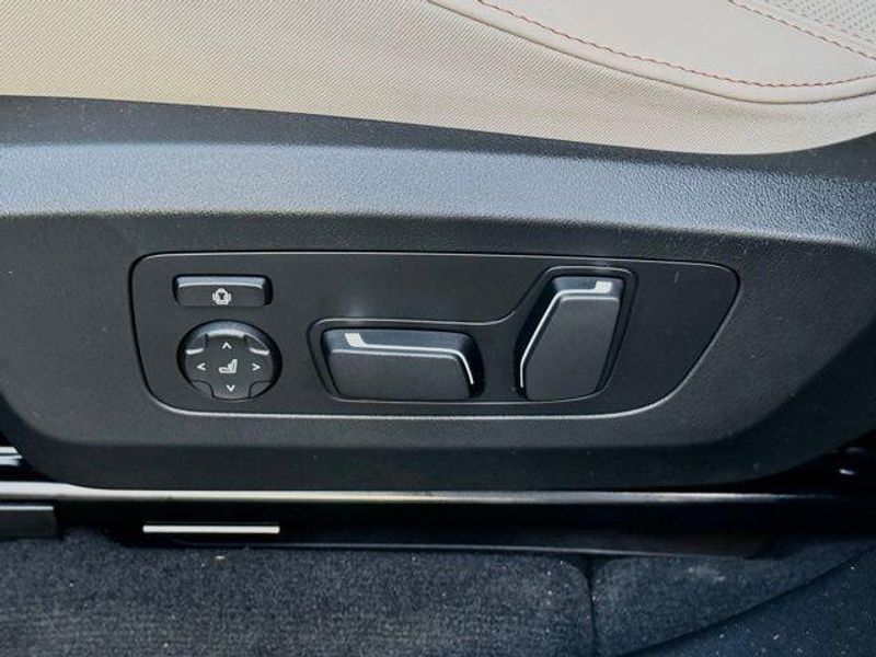 New 2026 BMW X3 30 xDriveImage 18