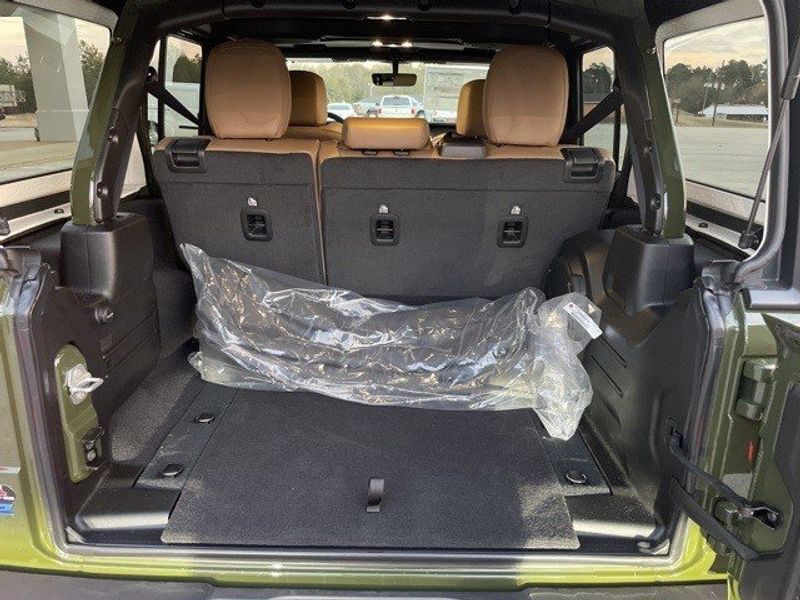 2023 Jeep Wrangler Sahara 4xeImage 25
