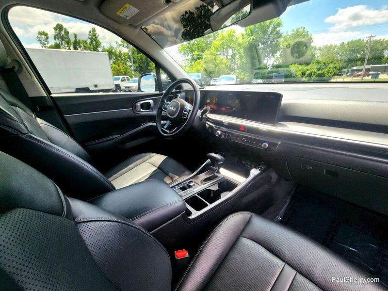 Used 2024 Kia Sorento S