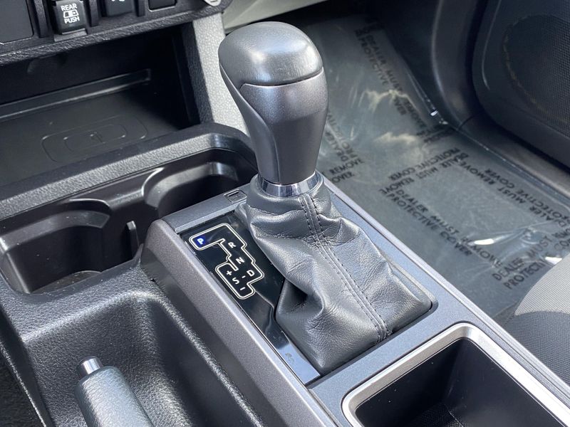 2023 Toyota Tacoma TRD SportImage 24