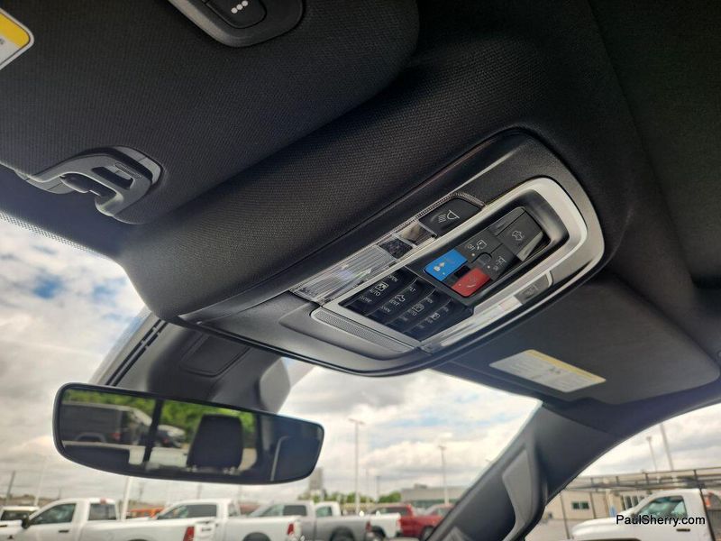 2025 RAM 1500 Laramie Crew Cab 4x4 5